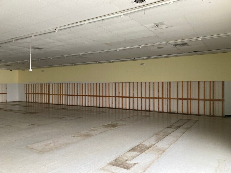 More Photos Of 2761 N M 33, Rose City General Retail For Sale