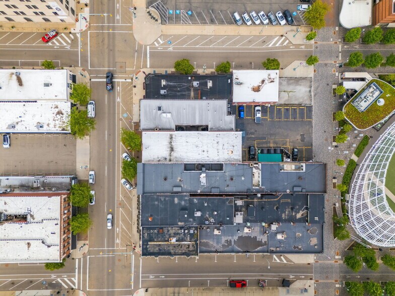 More Photos Of 324 Cleveland Ave, Canton Office For Sale