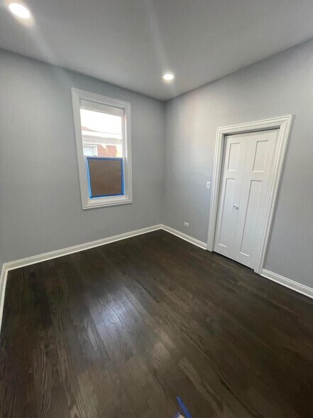 More Photos Of 4128 Washington St, Gary Apartments For Sale