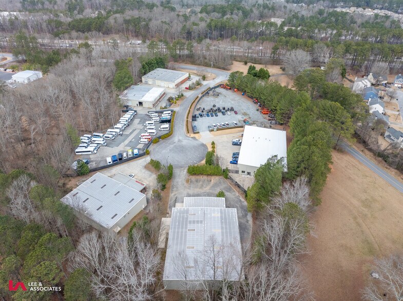 More Photos Of 121 Holt Industrial Cir, Acworth Warehouse For Sale