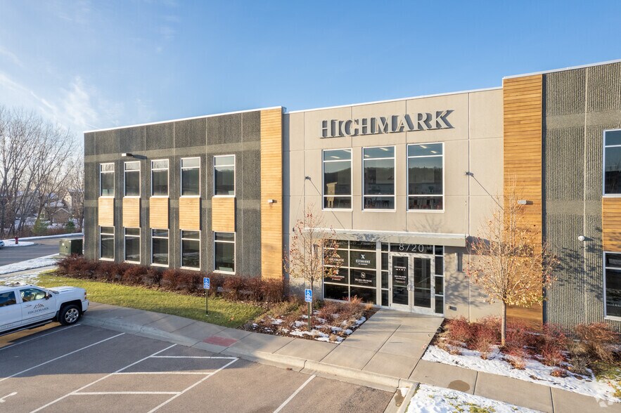 More Photos Of 8700-8720 Eagle Creek Pky, Savage Warehouse For Lease