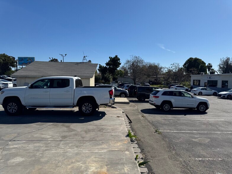 More Photos Of 4963 Holt Blvd, Montclair Auto Dealership For Sale