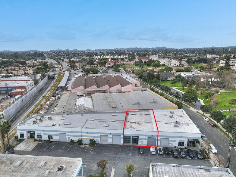More Photos Of 236 Clary Ave, San Gabriel Warehouse For Lease