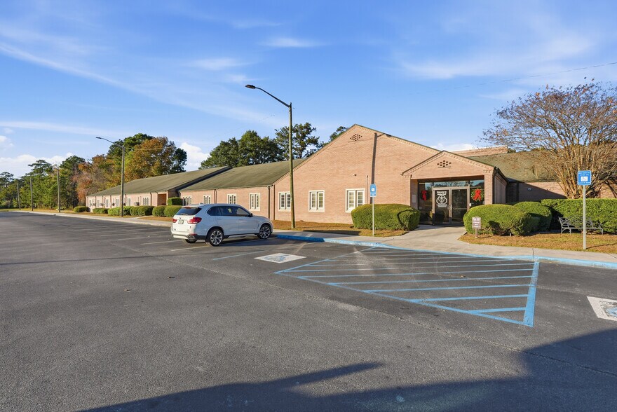 Primary Photo Of 11911 White Bluff Rd, Savannah Specialty For Sale