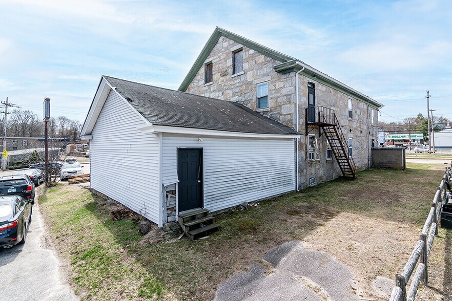 More Photos Of 12 Factory St, West Warwick Light Distribution For Sale