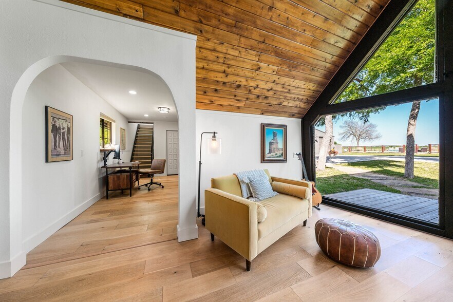 More Photos Of 4158 Creek Rd, Temple Specialty For Sale