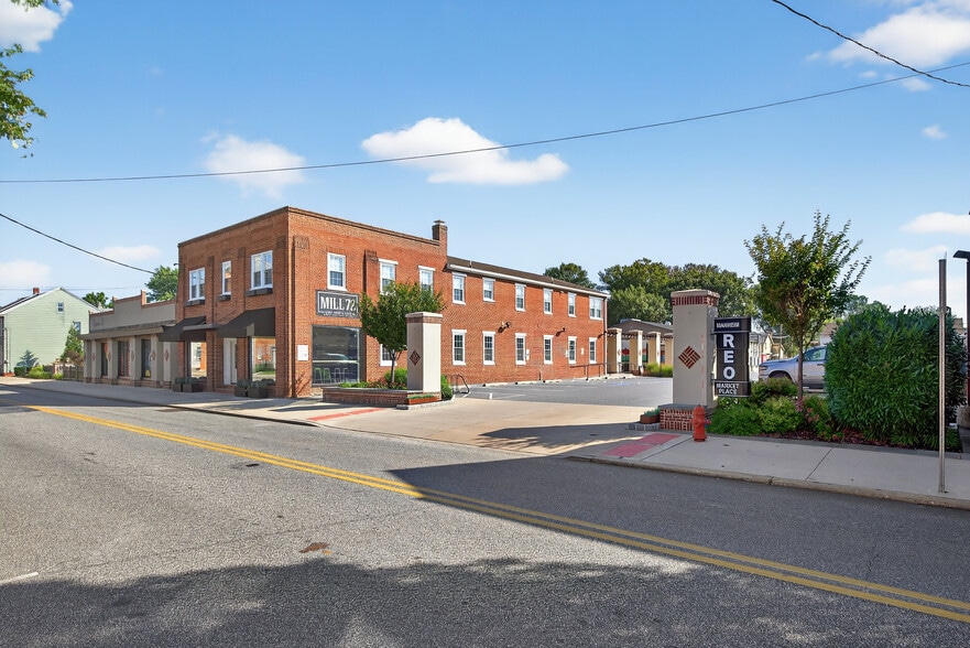 More Photos Of 51 N Main St, Manheim General Retail For Sale