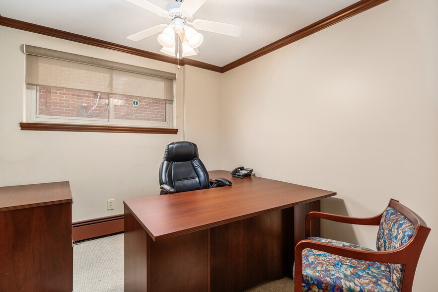 More Photos Of 53 W 3rd Ave, Columbus Office For Sale