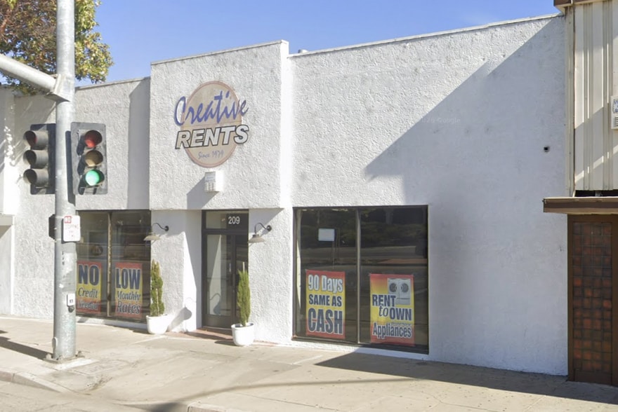 Primary Photo Of 209 E Main St, Santa Maria Storefront For Lease