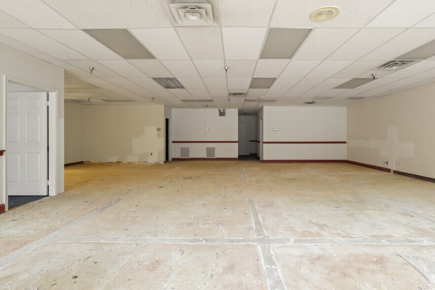 More Photos Of 339 Buschs Frontage Rd, Annapolis Medical For Sale