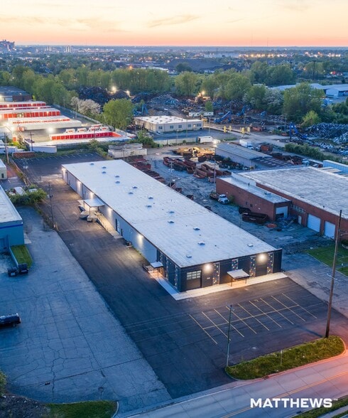 More Photos Of 985 Joyce Ave, Columbus Warehouse For Sale