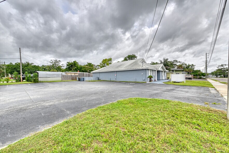 More Photos Of 1824 Blanding Blvd, Jacksonville Medical For Sale