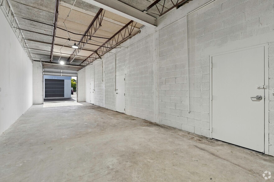 More Photos Of 2020 W McNab Rd, Fort Lauderdale Unknown For Lease