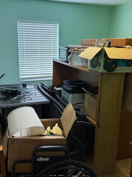 More Photos Of 1116 Us-17, Palatka Medical For Lease