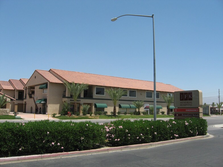 More Photos Of 81880 Dr Carreon Blvd, Indio Medical For Lease