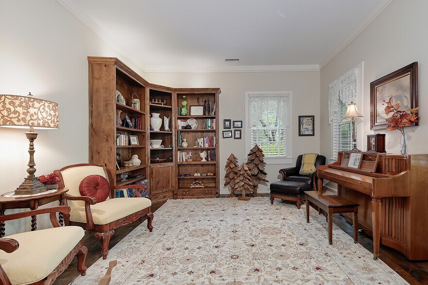 More Photos Of 15598 Bedford Ln, Conroe Specialty For Sale