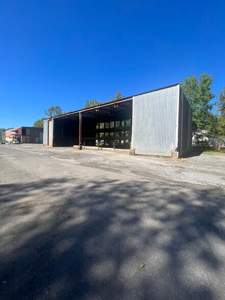 More Photos Of 3120 Arthur Kill Rd, Staten Island Land For Lease