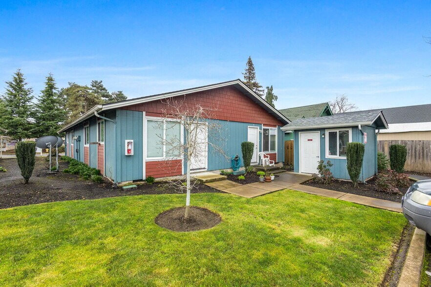 More Photos Of 2585 Lee St SE, Salem Multifamily For Sale