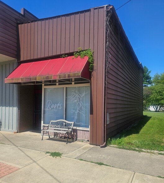 Primary Photo Of 6 Mill St, Carthage Storefront For Sale