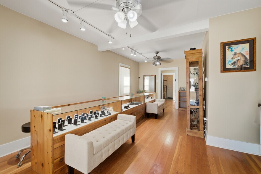 More Photos Of 220 Oak Ave, Eaton Storefront For Sale