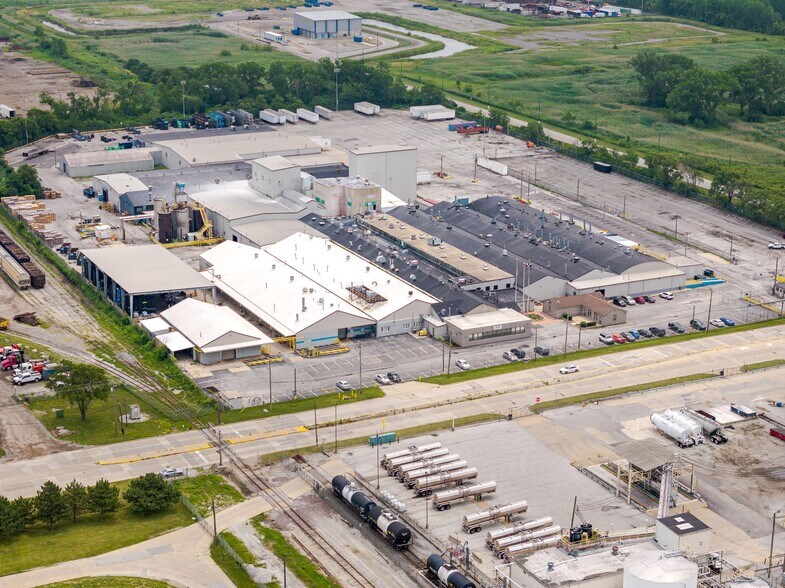 Primary Photo Of 1001 State St, Chicago Heights Warehouse For Sale