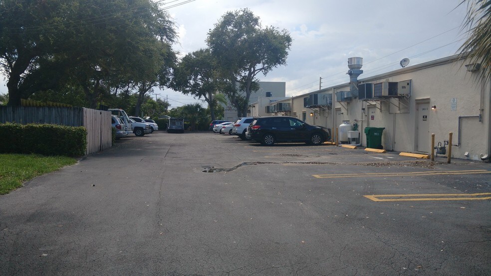 More Photos Of 1428-1436 E Atlantic Blvd, Pompano Beach Storefront Retail Office For Lease