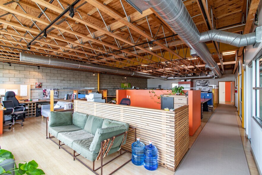More Photos Of 1548 9th St, Santa Monica Loft Creative Space For Sale