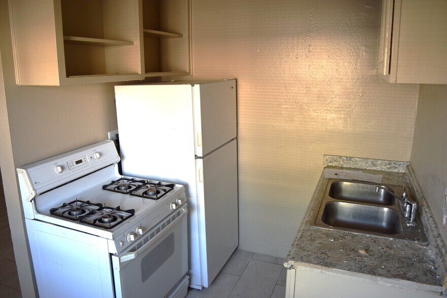 More Photos Of 695 Plaza Ave, Sacramento Apartments For Sale