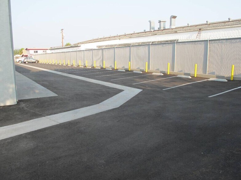 More Photos Of 1235 Pierre Way, El Cajon Light Manufacturing For Lease