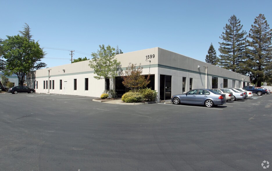 Primary Photo Of 1581-1599 Industrial Rd, San Carlos Research And Development For Lease