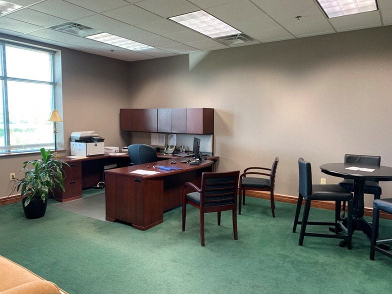 More Photos Of 6801 Augusta Rd, Greenville Warehouse For Sale