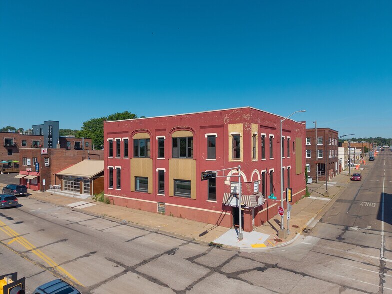 More Photos Of 2 Bay St, Chippewa Falls Storefront Retail Office For Sale