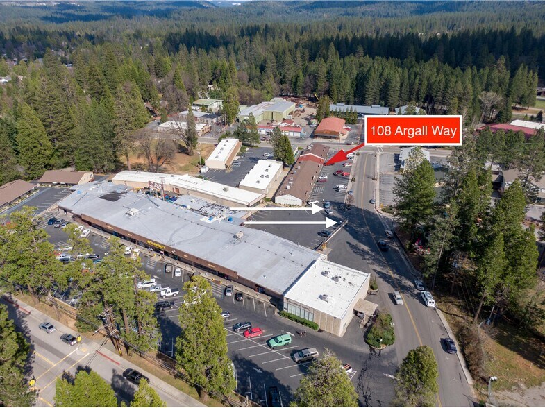 Primary Photo Of 104-114 Argall Way, Nevada City General Retail For Lease