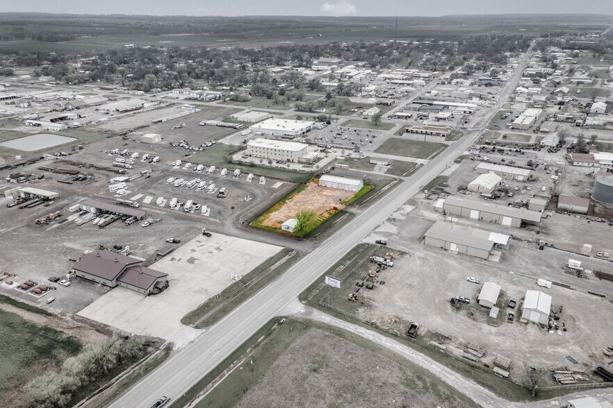 More Photos Of 403 Linwood Plz, Lindsay Warehouse For Sale