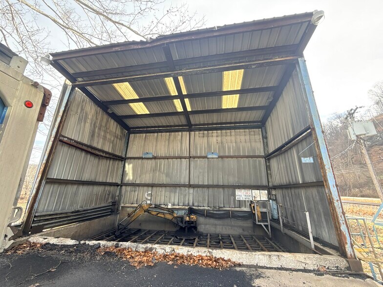 More Photos Of 13125 Old US Route 23, Catlettsburg Industrial For Sale