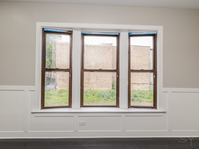 More Photos Of 3651 W Grenshaw St, Chicago Multifamily For Sale