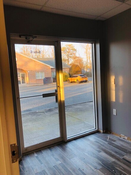 More Photos Of 2145 Ocean Ave, Ronkonkoma Medical For Lease