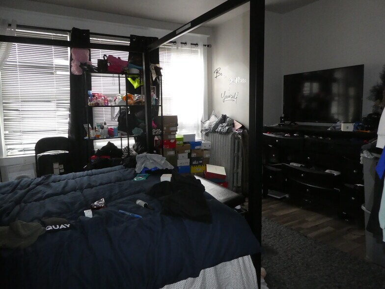 More Photos Of , Philadelphia Unknown For Sale