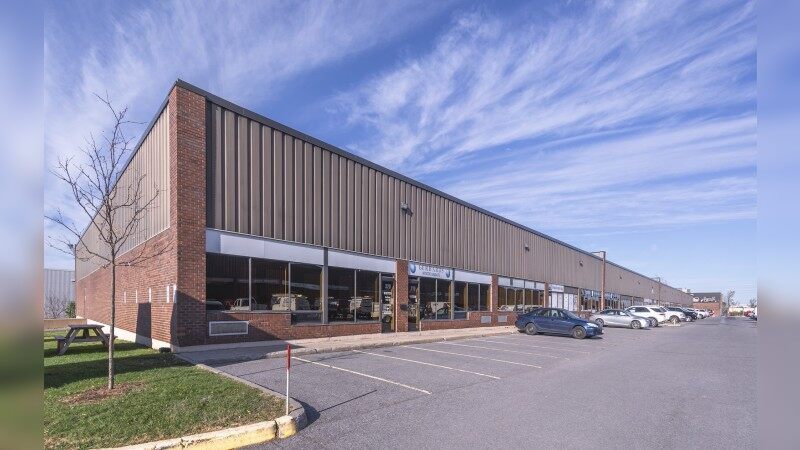 More Photos Of 1250-1260 Old Innes Rd, Ottawa Unknown For Lease