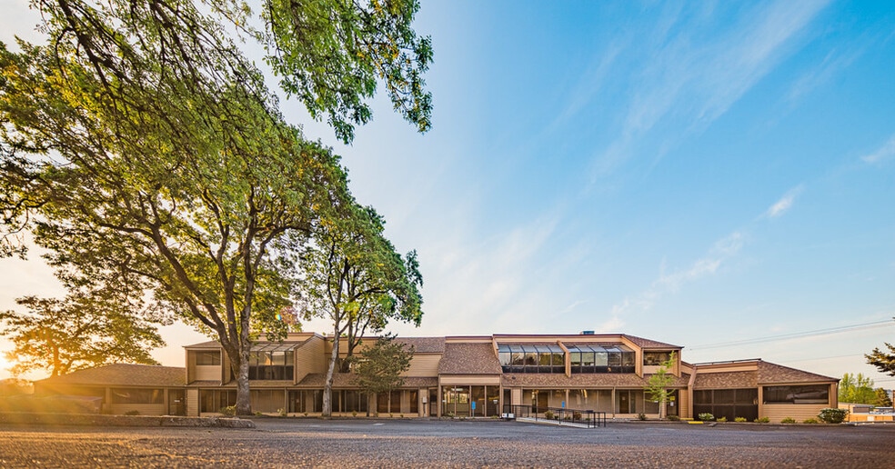 More Photos Of 525 Glen Creek Rd NW, Salem Office For Lease