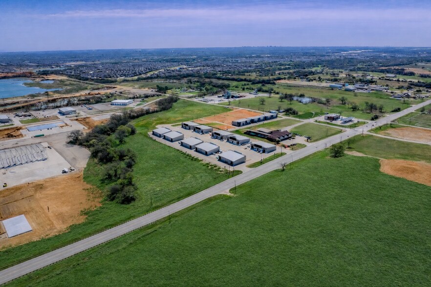 More Photos Of 4620 US 377 Hwy, Aubrey Unknown For Lease
