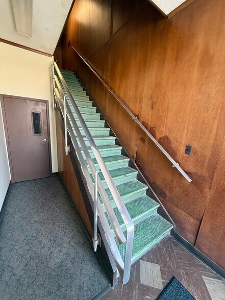 More Photos Of 19 Baltimore St, Cumberland Specialty For Sale