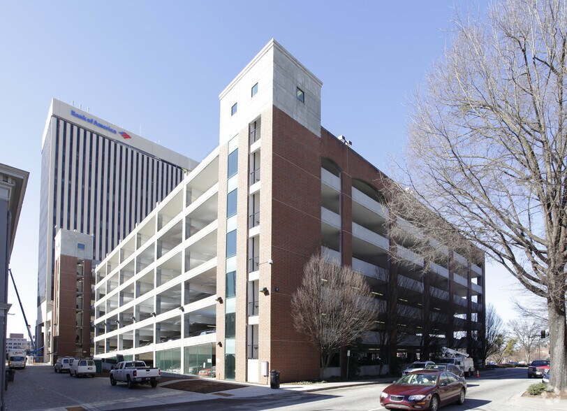 More Photos Of 11 N Irvine St, Greenville Office For Lease