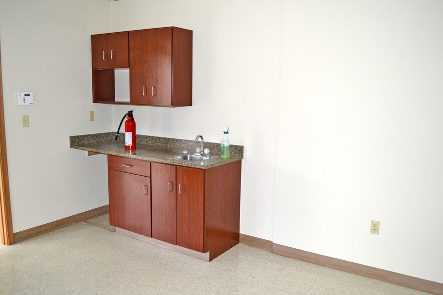 More Photos Of 1025 Jefferson Ave, Washington Medical For Sale