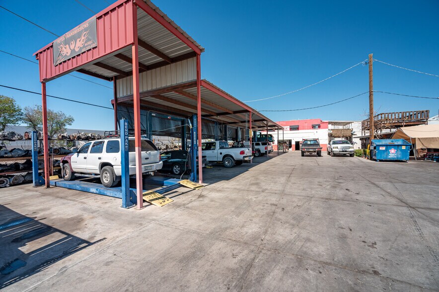 More Photos Of 1832 W Polk St, Phoenix Auto Repair For Sale