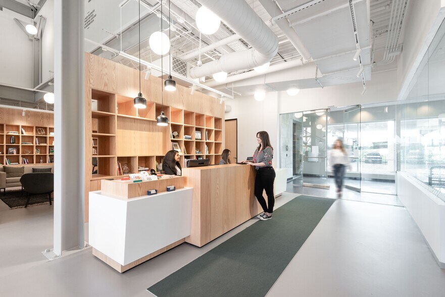 Primary Photo Of 5741 Legacy Dr, Plano Coworking Space