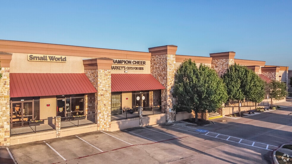 More Photos Of 280 Commerce St, Southlake Office For Lease