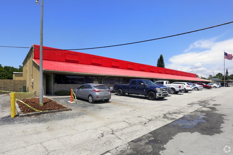 Primary Photo Of 5008 W Linebaugh Ave, Tampa Flex For Lease