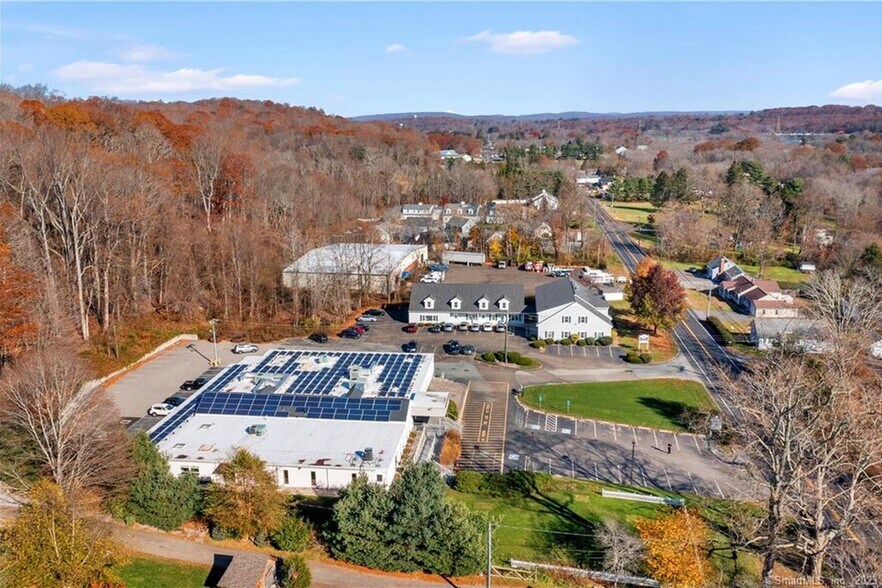 More Photos Of 192 Westbrook Rd, Essex Office For Sale