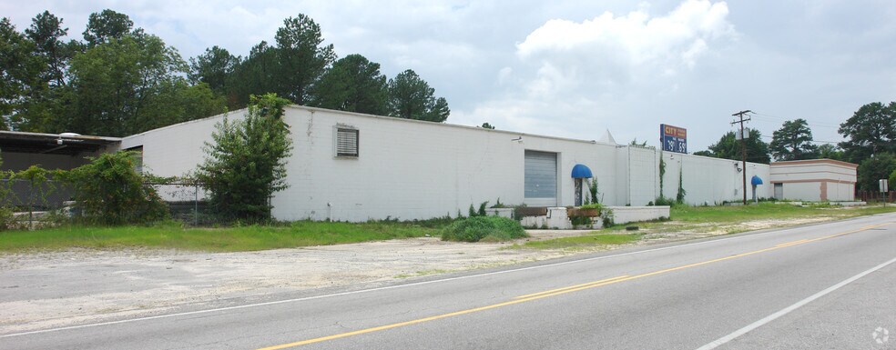 More Photos Of 6182 N Main St, Columbia Warehouse For Sale